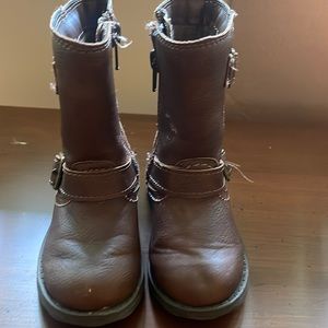 Lightly used girl’s cowboy boots